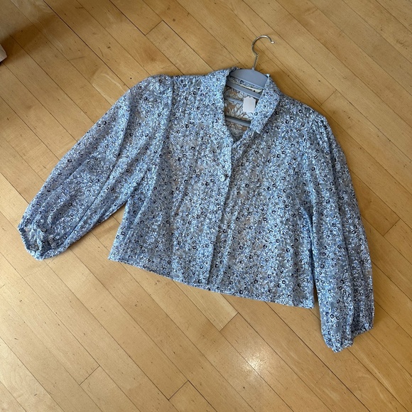 Zara chiffon sheer floral crop blouse, XS, GD1214 - Picture 2 of 4